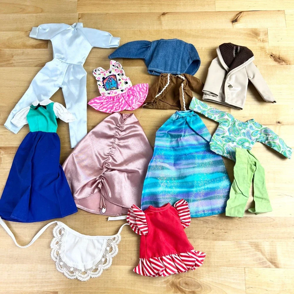 Barbie Doll Clothes Lot Vintage 80s 90s Bundle Outfits Skirts Dresses Apron FLAW